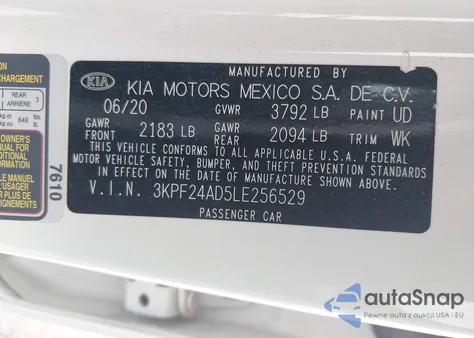2020 Kia Forte Lxs z USA, uszkodzony, nr VIN 3KPF24AD5LE256529